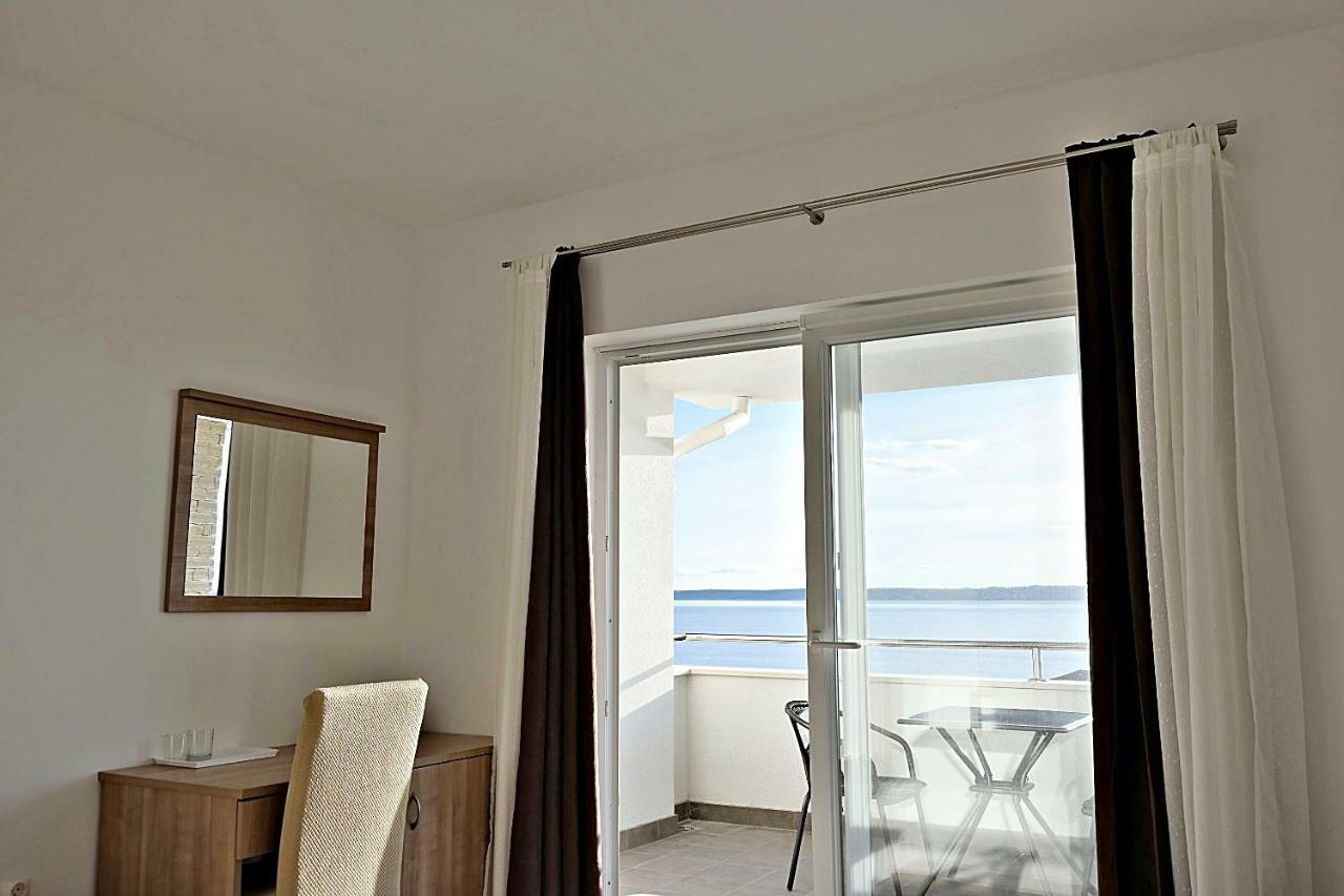 House Natali 70M From The Beach - Free Ev Top Up Villa Rtina Exterior foto